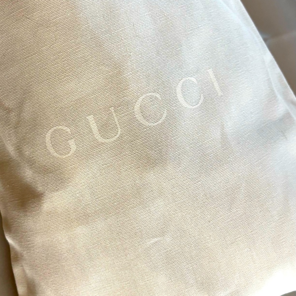 Gucci Accessory Collection dust bag (white)